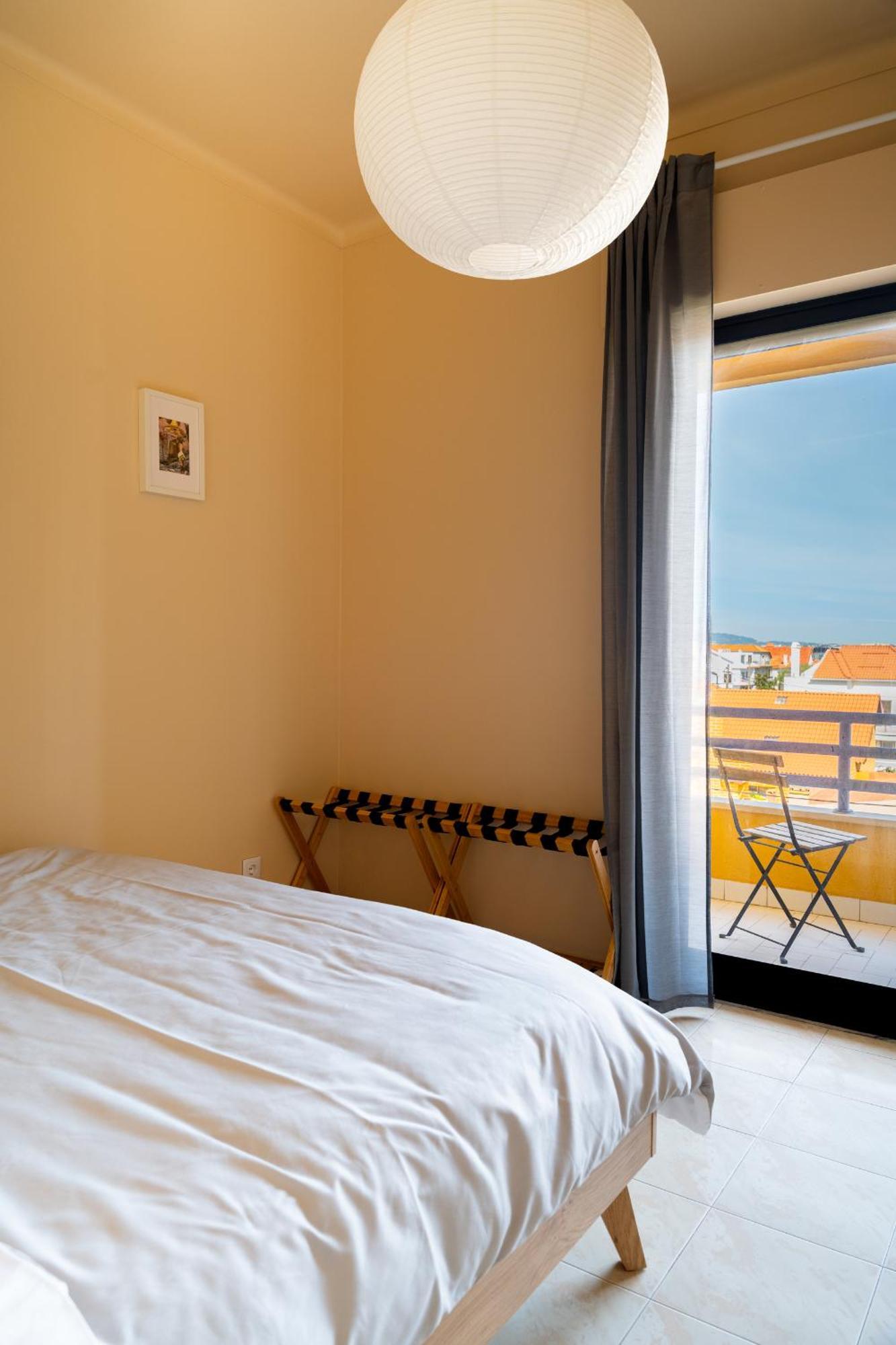 Sea View & Sundown, 150M From The Beach And Surf Spots コスタ・ダ・カパリカ エクステリア 写真